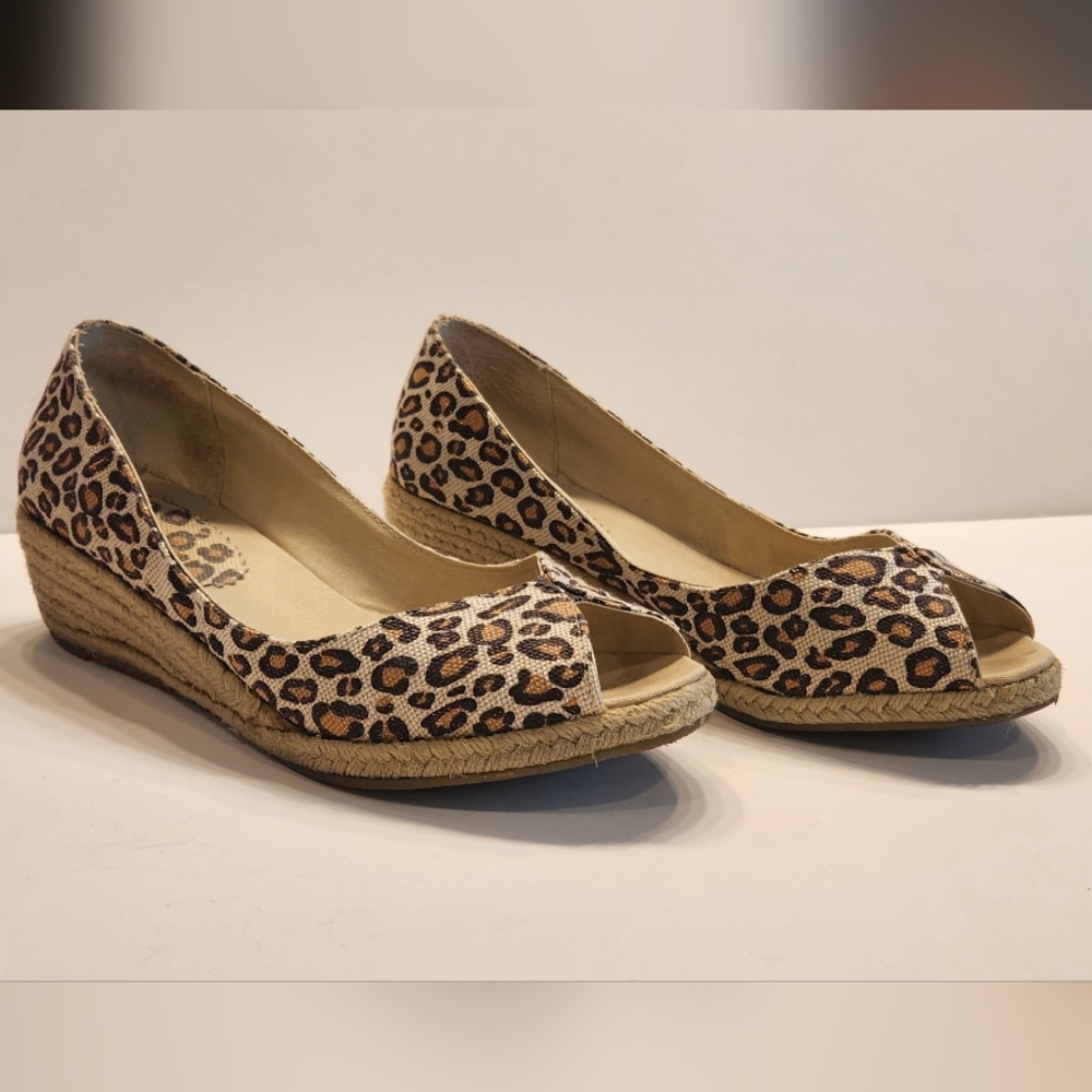 Peep Toe 2" Wedges, Espadrille, Women's Size 10